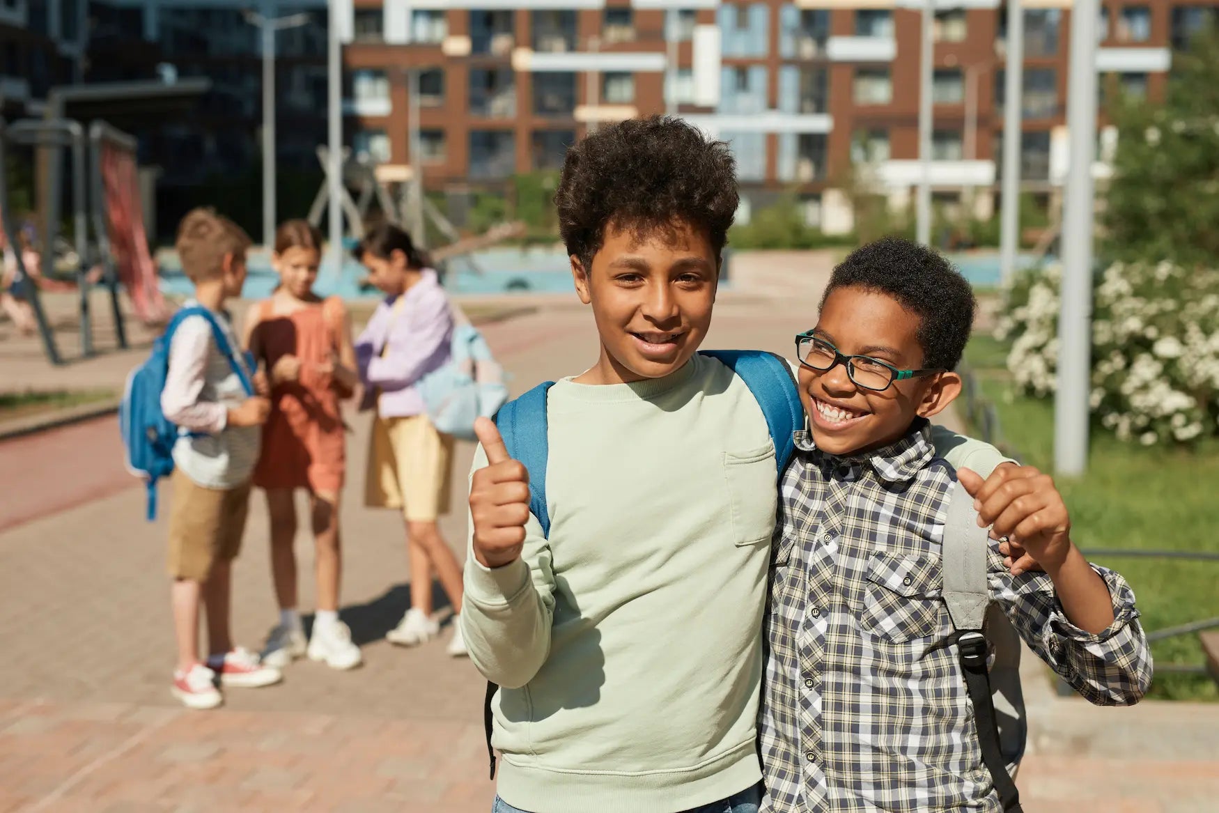 Comment aider son enfant à se faire des amis à l'école ? Image
